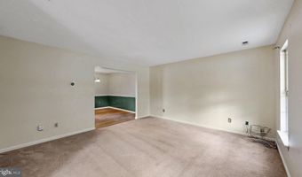 1500 FAWN St, Dover, DE 19904