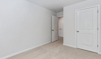 217 Maddox Dr, Aberdeen, NC 28315
