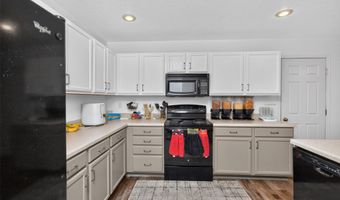 1624 3rd Ave SE, Altoona, IA 50009