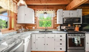 5152 Briar Ridge Dr, Aurora, IN 47001