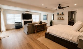 530 Palmer Ave, Belford, NJ 07718
