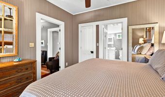 134 Keller St, Bay St. Louis, MS 39520