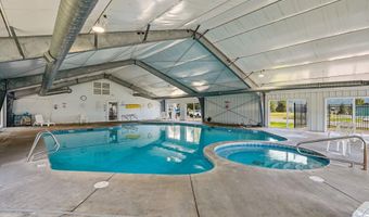 150 Links Dr, Blanchard, ID 83804