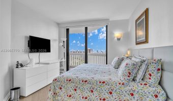 2000 Island Blvd 2006, Aventura, FL 33160