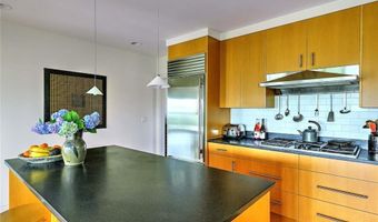 25 Fort Hill Rd, Bristol, RI 02809