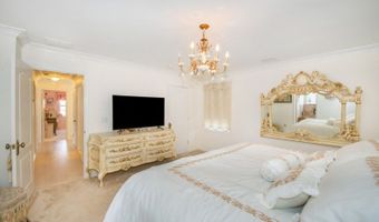 75 White St, Andover, NJ 07801