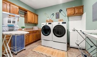 7 Newton Pl, Allendale, NJ 07401