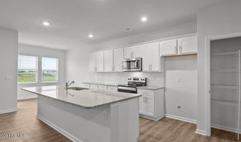 1087 Aviator Ln, Ayden, NC 28513