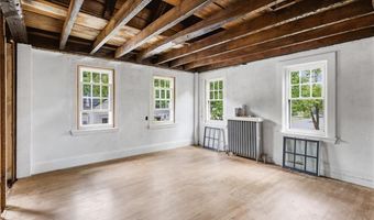 1331 New London Ave, Cranston, RI 02920