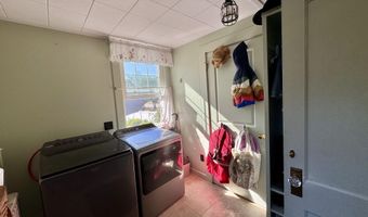 104 7th St, Bangor, ME 04401