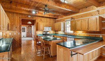 1793 Cherokee Dr, Bean Station, TN 37708