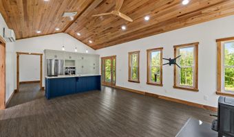 6559 Poston Rd, Athens, OH 45701