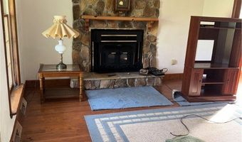 18 Finnin Rd, Allegheny Twp., PA 15068