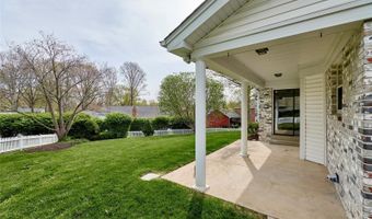 668 Stablestone Dr, Chesterfield, MO 63017