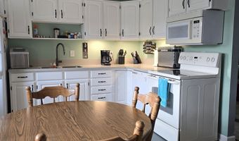 706 Bobs Ct, Beech Grove, IN 46107