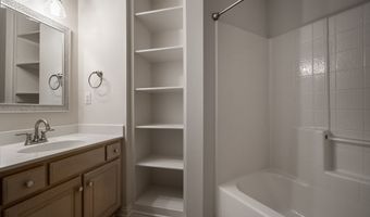 10571 Chatham Ct, Carmel, IN 46032