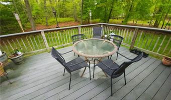 529 Shippeetown Rd, East Greenwich, RI 02818