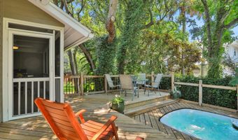 1941 SEMINOLE Rd, Atlantic Beach, FL 32233