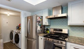 72 Sutton Pl, Avondale Estates, GA 30002