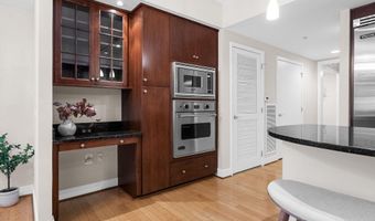 7710 WOODMONT Ave 204, Bethesda, MD 20814