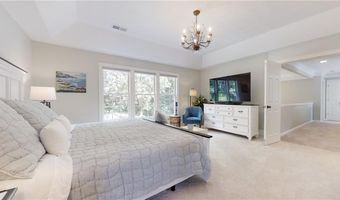 322 Sleepy Hollow Farm Rd, Warwick, RI 02886