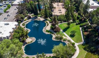 5700 Baltimore Dr 215, La Mesa, CA 91942