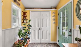 2 River Rd 5, Brentwood, NH 03833