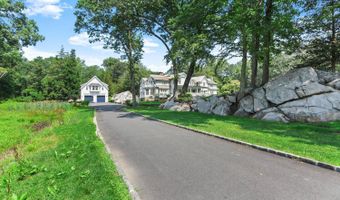 175 Cat Rock Rd, Cos Cob, CT 06807