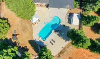 15947 Butterfield Ln, Anderson, CA 96007