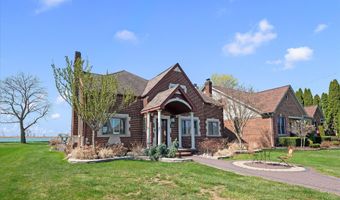 8115 Colony Dr, Algonac, MI 48001