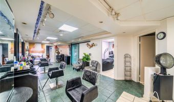 2203 Young St 1, Honolulu, HI 96826