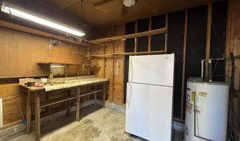 1007 Julian Ave, Albertville, AL 35950