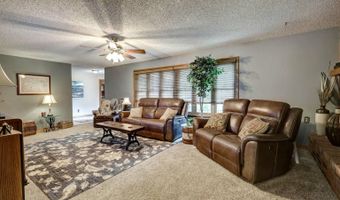 3050 Gaineswood Ave, Baxter Springs, KS 66713