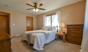 1703 S 2Nd St, Beatrice, NE 68310