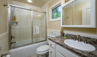 305 Barbara Dr, Point Pleasant, NJ 08742