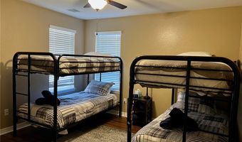 36 Valley View Cir, Bentonville, AR 72712