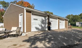 705 17th Ave SW, Altoona, IA 50009