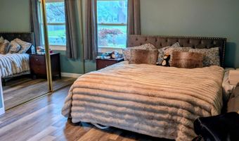 59 Chilton Ln, Aberdeen, NJ 07747