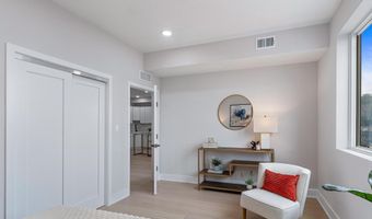1516 E CAPITOL St NE, Washington, DC 20003