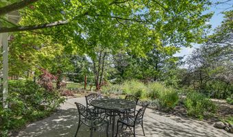 602 Ashland St, Ashland, OR 97520