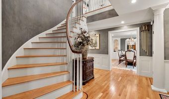 56 Oak Dr, Bedford, NH 03110
