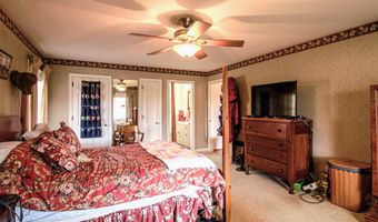 7 Mapleton Dr, Bedford, IN 47421