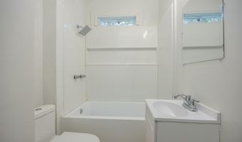 822 Chesnut St, Camden, SC 29020