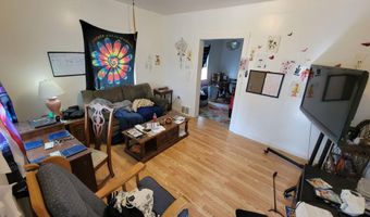 327 Long Lake Ave, Alpena, MI 49707