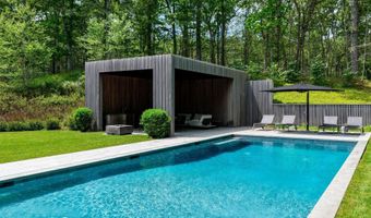 7 Ashwood Ct, Amagansett, NY 11930