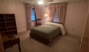 956 Beaver Rd, Ambridge, PA 15003