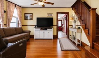 113 Beckwith St, Cranston, RI 02910