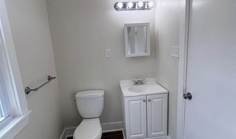 44 Laurel Ct, Bridgeport, CT 06605