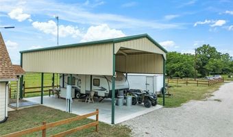 1185 County Road 1590, Alvord, TX 76225