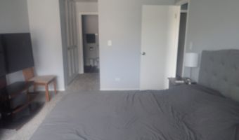 1127 S Old Wilke Rd 101, Arlington Heights, IL 60005